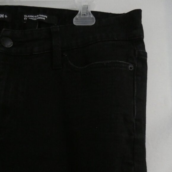 JOE FRESH + | size 16 | Classic Slim | Black Distressed Bermuda Denim Jeans - Picture 5 of 16